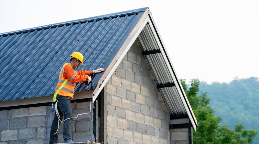 Expert Emergency Roof Repairs services in Sitka, AK